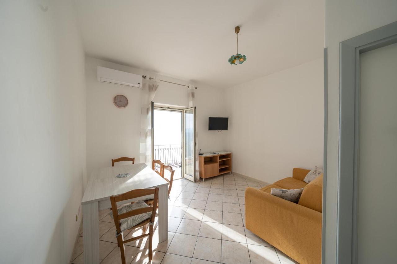 אמאלפי Dachi Holiday House מראה חיצוני תמונה