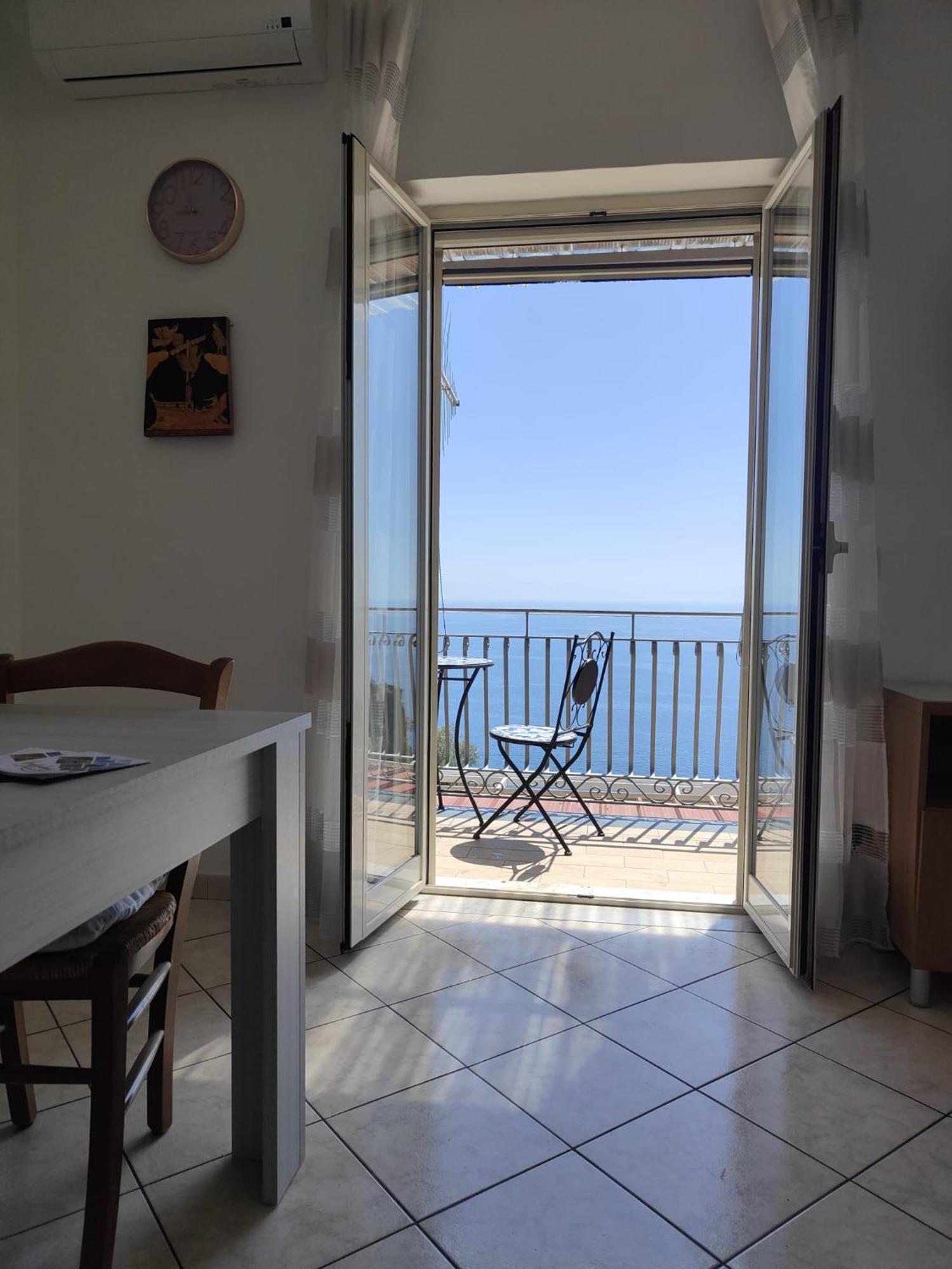 אמאלפי Dachi Holiday House מראה חיצוני תמונה